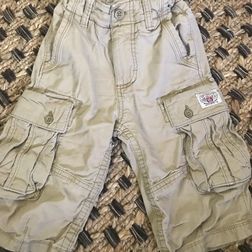 Boys GAP cargo shorts size 8 slim.